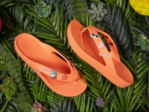 Šlepetės per pirštą Crocs