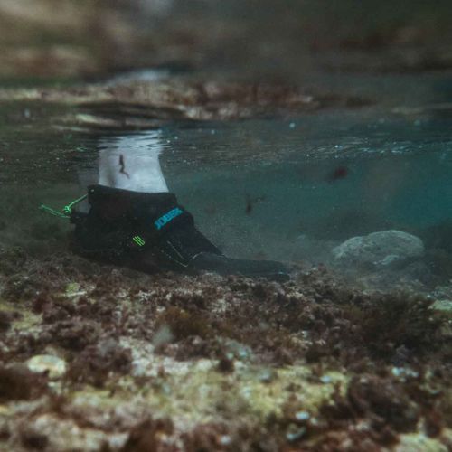 JOBE H2O 2mm vaikiški neopreniniai batai juodi 534622002