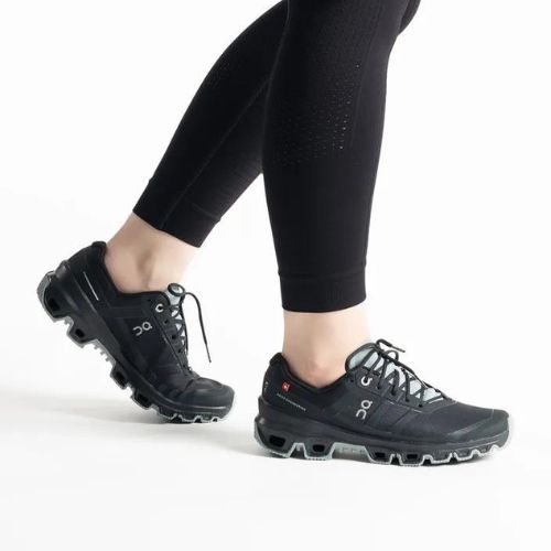 Moteriški bėgimo bateliai On Cloudventure black/cobble