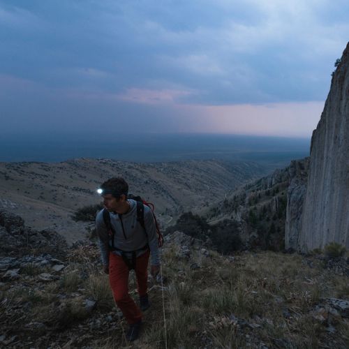 Black Diamond Storm 450 azul galvos žibintuvėlis