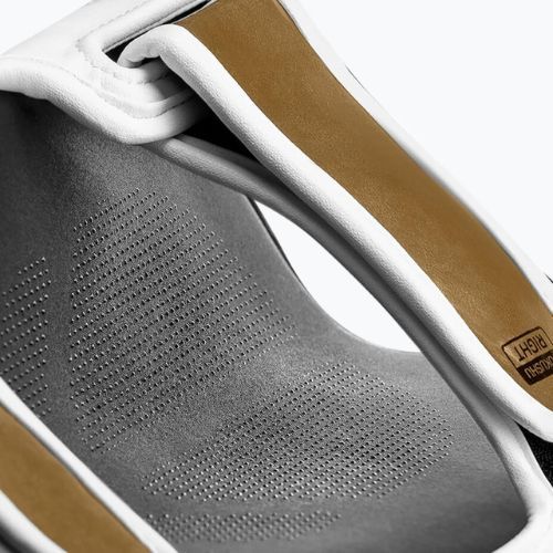 Hayabusa T3 Striking Shin Guards baltos ir auksinės spalvos T3SSG blauzdikaulių apsaugos