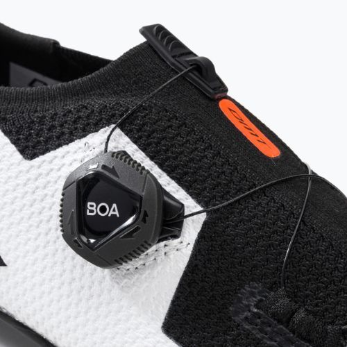 DMT KT1 vyriški baltos ir juodos spalvų kelio bateliai M0010DMT20KT1