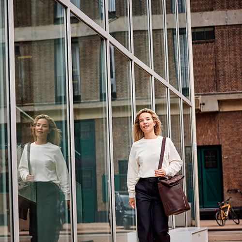 Krepšys dviračiui Basil Bloom City Shopper 16 l rudos spalvos