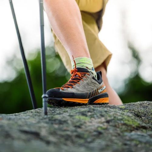 Vyriškos trekingo kojinės ORTOVOX Alpine Light Quarter raudonos 5489100008