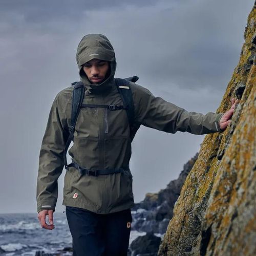 Vyriška Fjällräven HC Hydratic Trail lietaus striukė žalia F86984