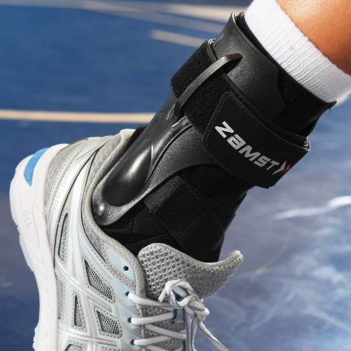 Zamst A2-DX Ankle Dešinysis čiurnos stabilizatorius juodas 670601