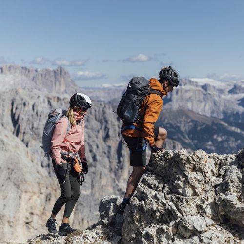 Salewa Alp Mate 26 l trekingo kuprinė juoda 00-0000001272