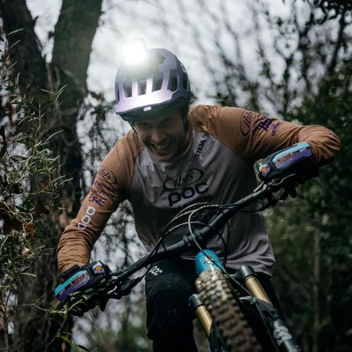 Silva Spectra A priekinis žibintas juodas 37912