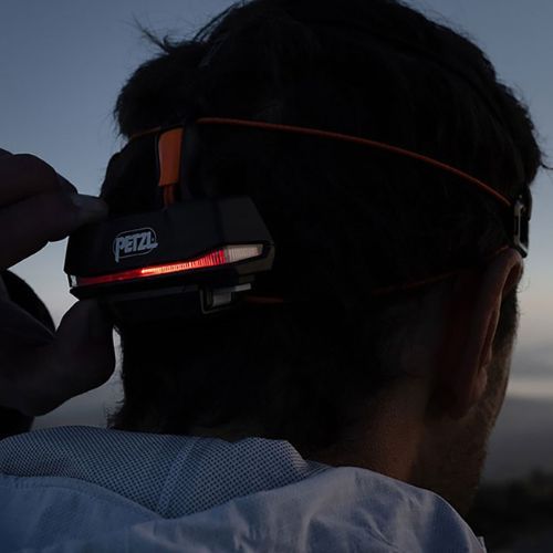 Petzl Nao RL galvos žibintuvėlis juodas E105AA00