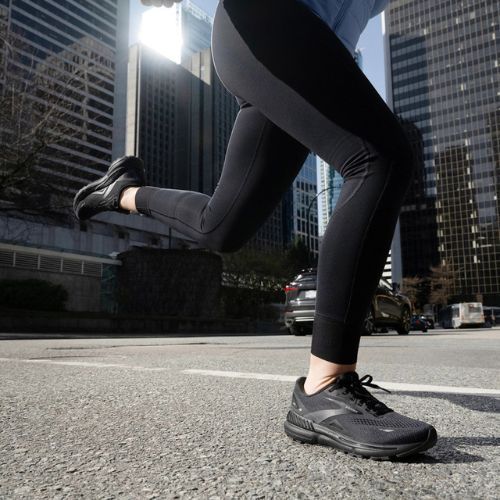 Vyriški bėgimo bateliai Brooks Adrenaline GTS 23 black/black/ebony