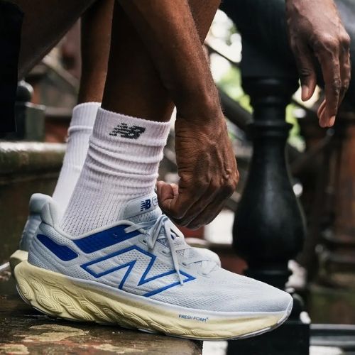 Vyriški bėgimo batai New Balance M1080V13 starlight