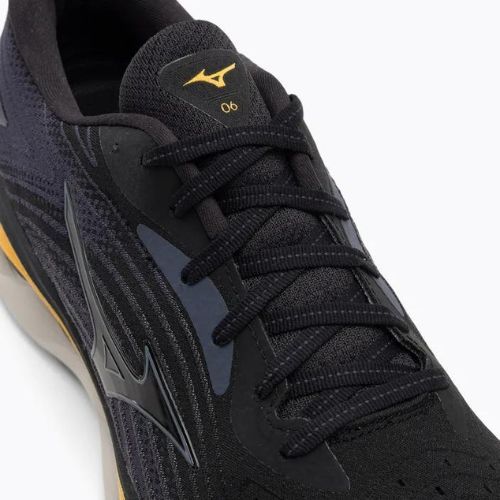 Vyriški bėgimo bateliai Mizuno Wave Sky 6 black/tradewinds/gold fusion