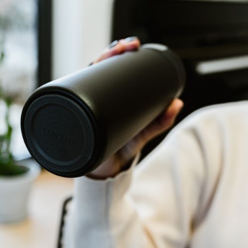 Kambukka Olympus termo puodelis 500 ml matinės juodos spalvos