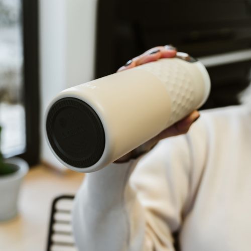 Kambukka Etna Grip termo puodelis 500 ml juodas, vos smėlio spalvos