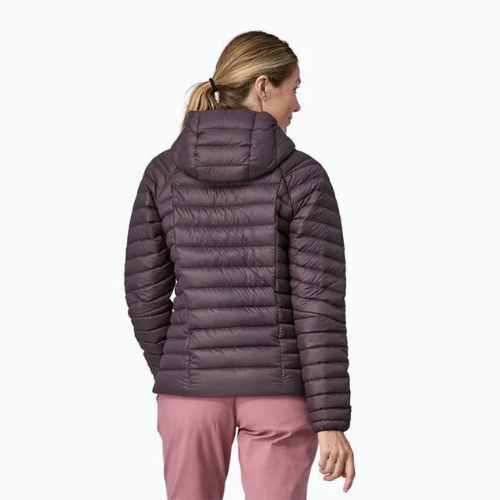Moteriška pūkinė striukė Patagonia Down Sweater Hoody obsidian plum