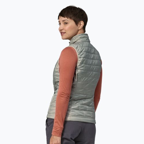 Patagonia moteriška be rankovių Nano Puff sleet green