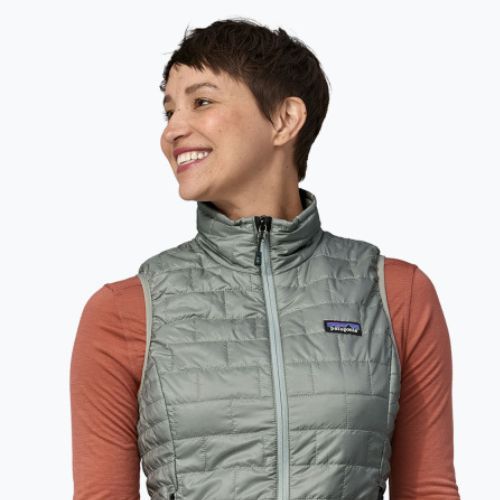 Patagonia moteriška be rankovių Nano Puff sleet green