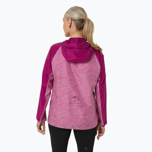 Moteriška bėgimo striukė ASICS Fujitrail Packable soft berry/blackberry