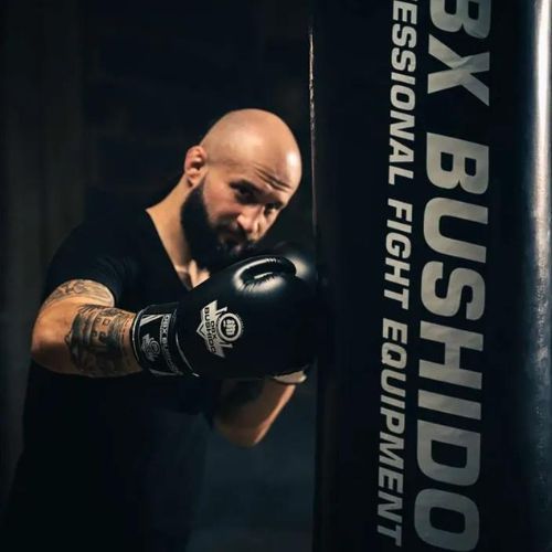 Bokso pirštinės DBX BUSHIDO ARB-407 juodos/baltos