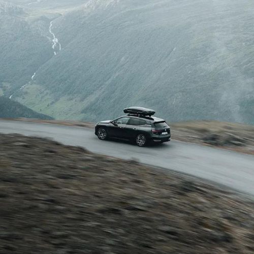 Stogo bagažinė Thule Motion 3 M black glossy