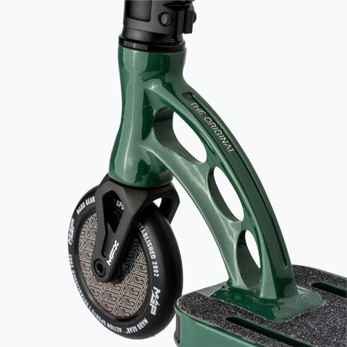 Laisvo stiliaus paspirtukas MGP Origin Extreme liquid coated/pearlized green