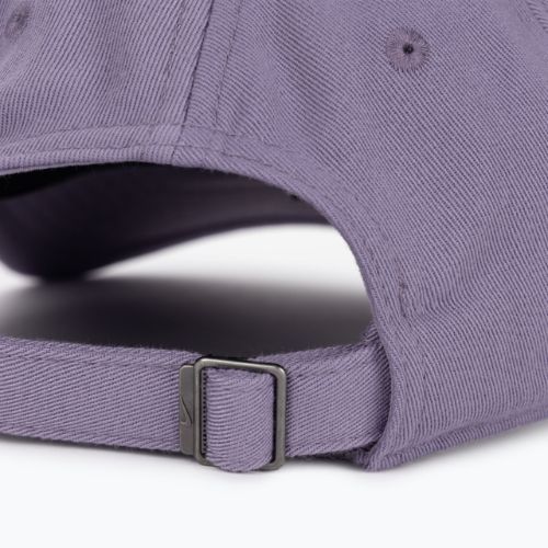 Kepuraitė su snapeliu Nike Club Unstructured daybreak/black