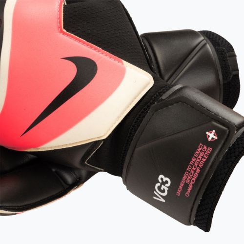Vartininko pirštinės Nike Vapor Grip 3 black/sunset pulse