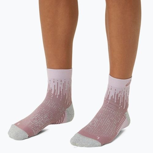 Bėgimo kojinės ASICS Performance Run Quarter dusty mauve