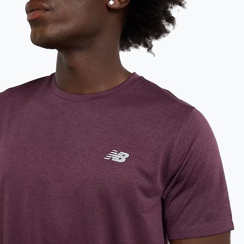 Vyriški marškinėliai New Balance Athletics Run plum brown
