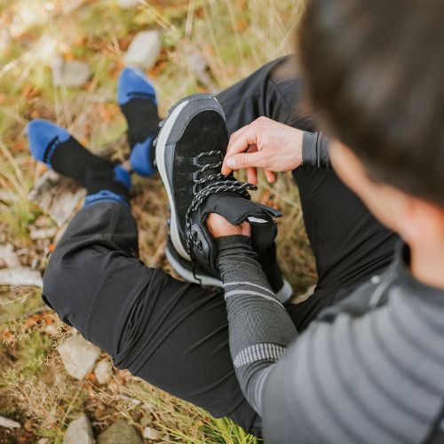 Vyriški žygio batai KADVA Ascent Mid WaterProof juoda spalva