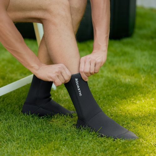 AQUASTIC Wintstick neopreninės kojinės 3 mm juodos