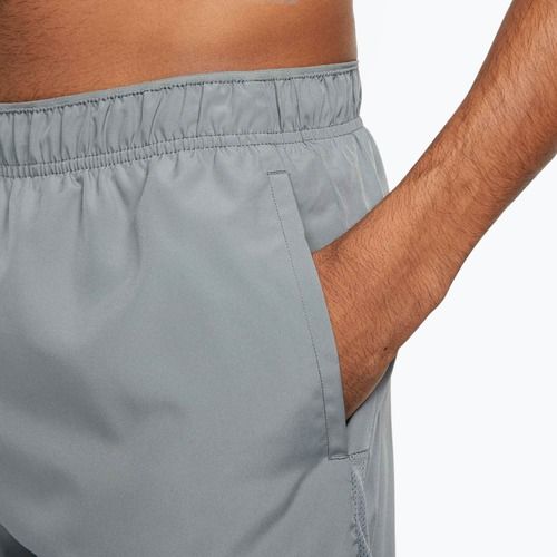 Vyriški šortai Nike Dri-Fit Challenger 7" Brief-Lined smoke grey/smoke grey/black