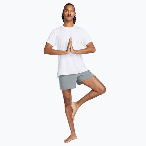 Vyriški šortai Nike Dri-Fit Challenger 7" Brief-Lined smoke grey/smoke grey/black