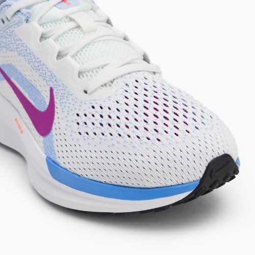 Moteriški bėgimo batai Nike Winflo 11 summit white/royal pulse/football grey/hyperviolet