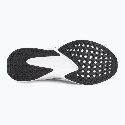 Vyriški bėgimo batai Nike Quest 6 white/dusty cactus/black