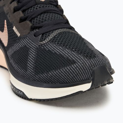 Moteriški bėgimo batai Nike Structure 25 black/crimson tint/ anthracite/metallic red bronze