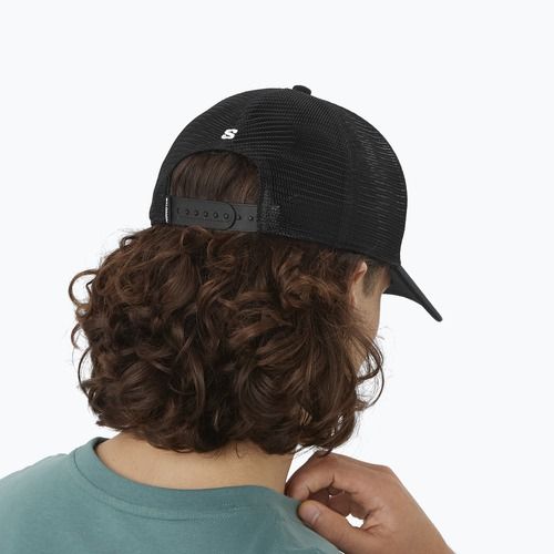 Kepuraitė su snapeliu Salomon Trucker deep black