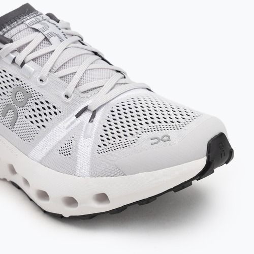 Moteriški bėgimo bateliai On Cloudsurfer Trail frost/white