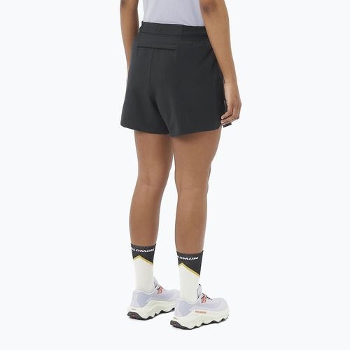 Moteriški bėgimo šortai Salomon SHAKEout Easy 4" deep black