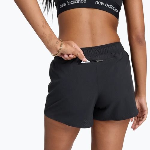 Moteriški šortai New Balance RC Seamless 3" black