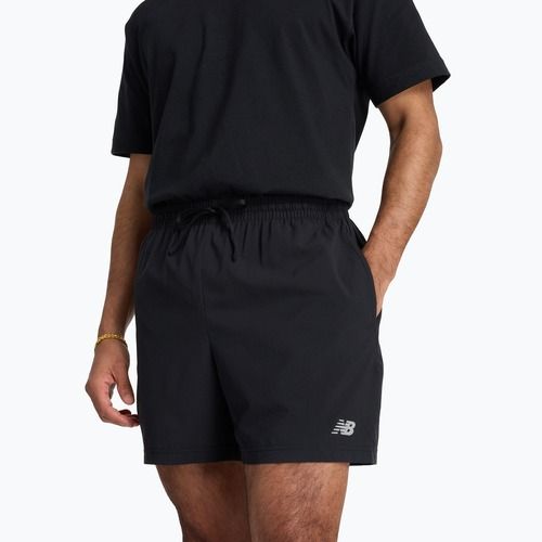 Vyriški bėgimo šortai New Balance Sport Essential 5" black
