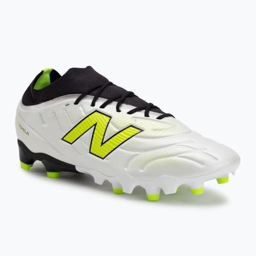 Futbolo bateliai New Balance Tekela Team Low V5 FG balti