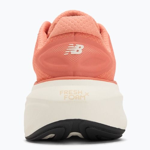 Moteriški bėgimo bateliai New Balance Fresh Foam More V6 peach nectar