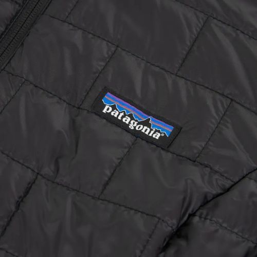 Moteriška pūsta striukė Patagonia Nano Puff Hoody black