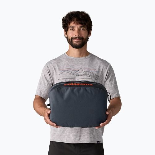 Kosmetologė Patagonia Black Hole Cube smolder blue / amanita red