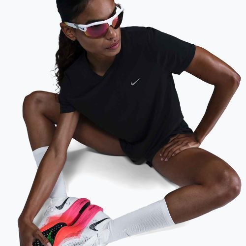 Moteriški bėgimo marškinėliai Nike Tempo black