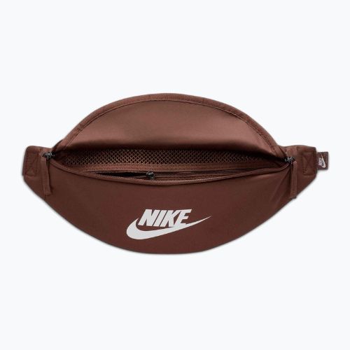 "Nike Heritage" 3 litrų talpos inkstų maišelis faunos ruda/faunos ruda/summit white