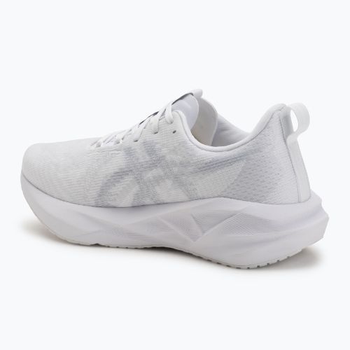 Vyriški bėgimo bateliai ASICS Novablast 5 white/piedmont grey