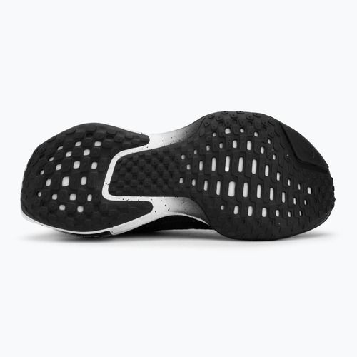Vyriški bėgimo bateliai Nike Invincible 3 black/white