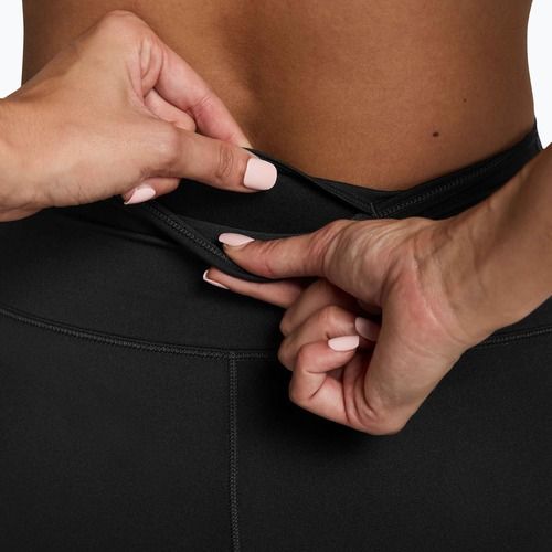 Moteriški šortai Nike One High-Waisted Biker 8" black/white